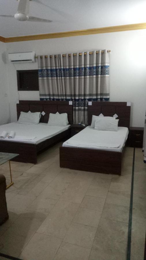 Hotel Crown Plaza, Near Karachi Airport, Darul Sehat Hospital, Dow, Agha Khan And Liaqat Hospital Exterior photo